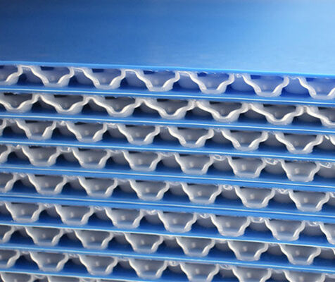 buy Sandwich-Structured Two-Tone Lightweight PP Honeycomb Panel for Decorative and Packaging Solutions online manufacture