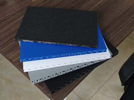 buy Heavy Duty PP Honeycomb Sandwich Panel with Shockproof and Good Thermal Insulation Properties online manufacture